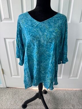 Relaxed Teal V-Neck Printed Tunic Top